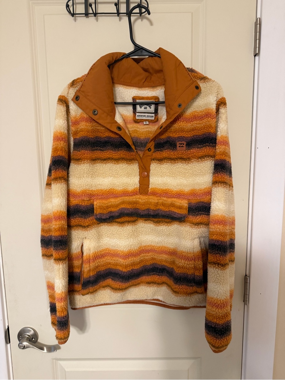 Billabong women’s Striped Sherpa Pullover Sweater - Orange/Cream